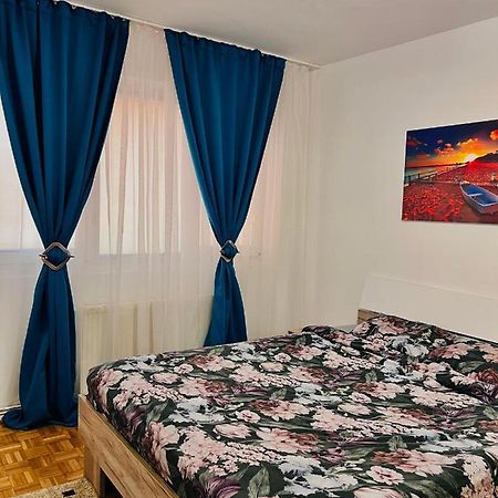Ferienwohnung House24 Gari Brașov Exterior foto